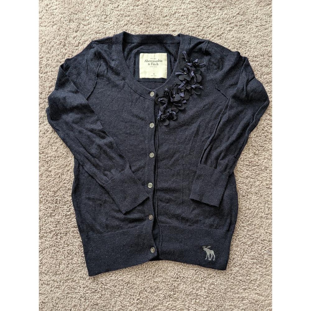 Abercrombie & Fitch Cardigan Button Up Sweater Womens Medium Flowers Moose Logo
